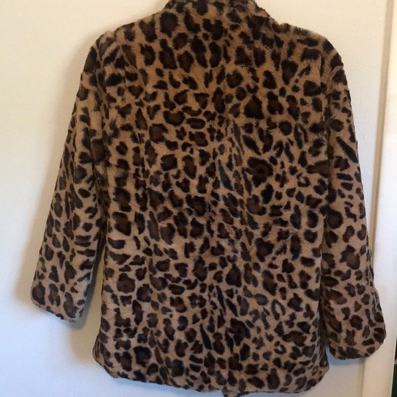 Faux Leopard print coat - Picture 5 of 5